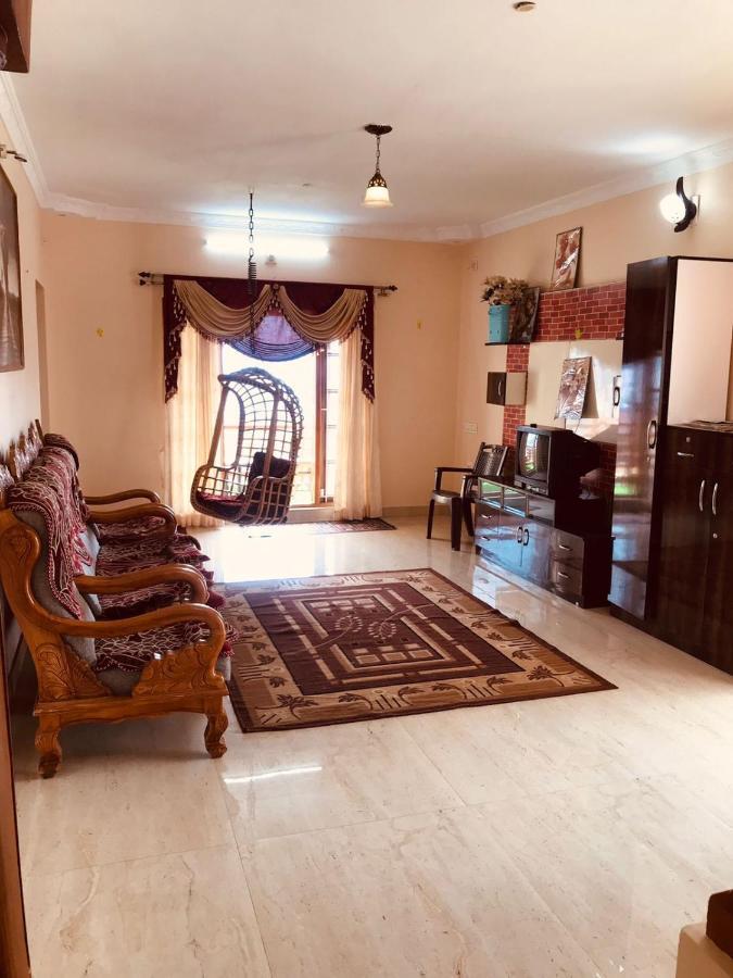 Wrong Turn Guest House Ooty Bagian luar foto
